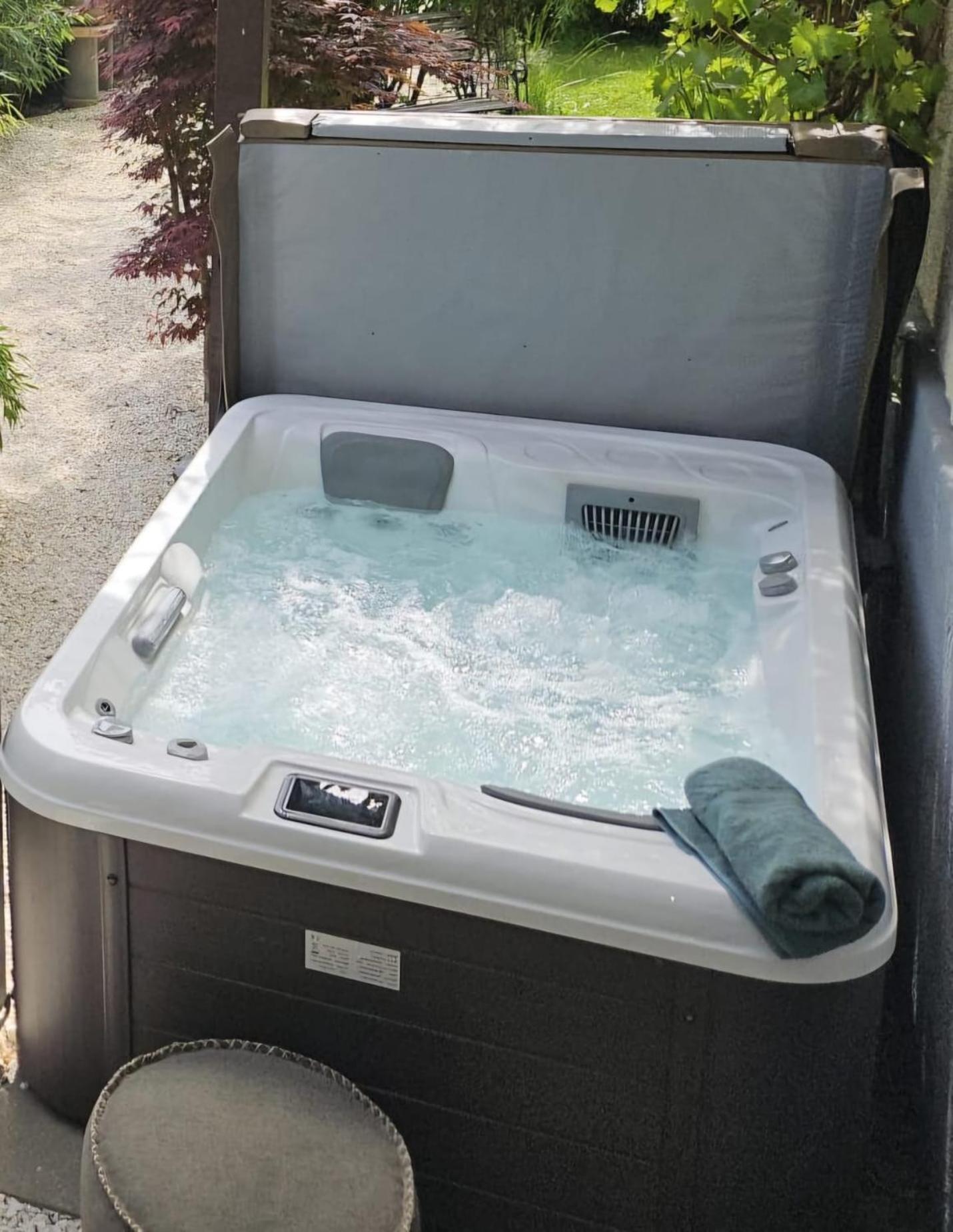 Premium Apartment Mit Privatem Whirlpool, Sauna, Garten Sankt Martin am Grimming Exteriér fotografie